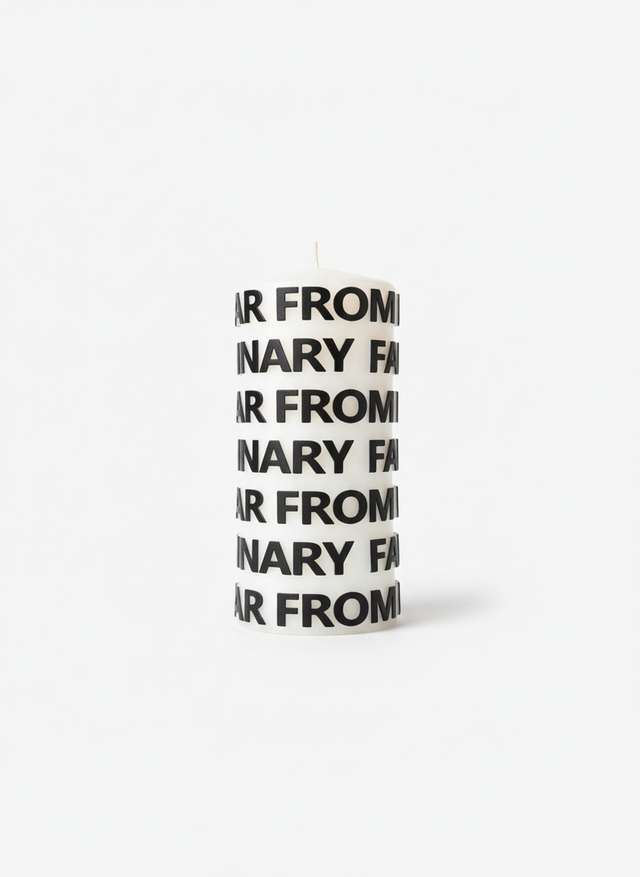 Far From Ordinary Candle - BLACK/WHITE